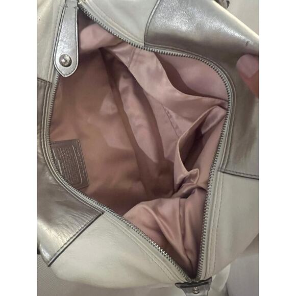Coach Ashley Leather Satchel,  F15445 model in white and silver - Picture 8 of 9